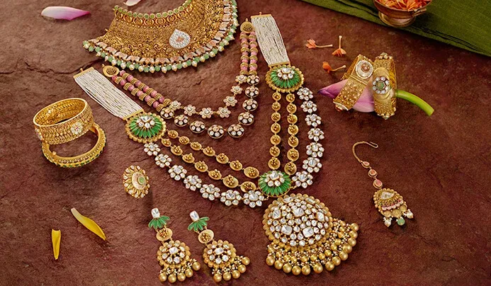 Buy gold online, Buy gold jewellery online in india