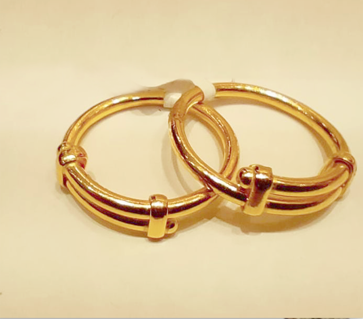 22k gold Filigree Floral Toe Rings | Raj Jewels