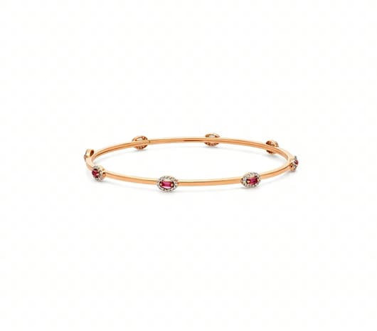 Eternal Ruby charm 18 kt Rose Gold Bangle
