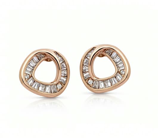 Fashionable Modern Motif Silver Earrings