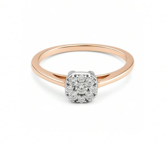 Royal Halo 18 KT Diamond Ring